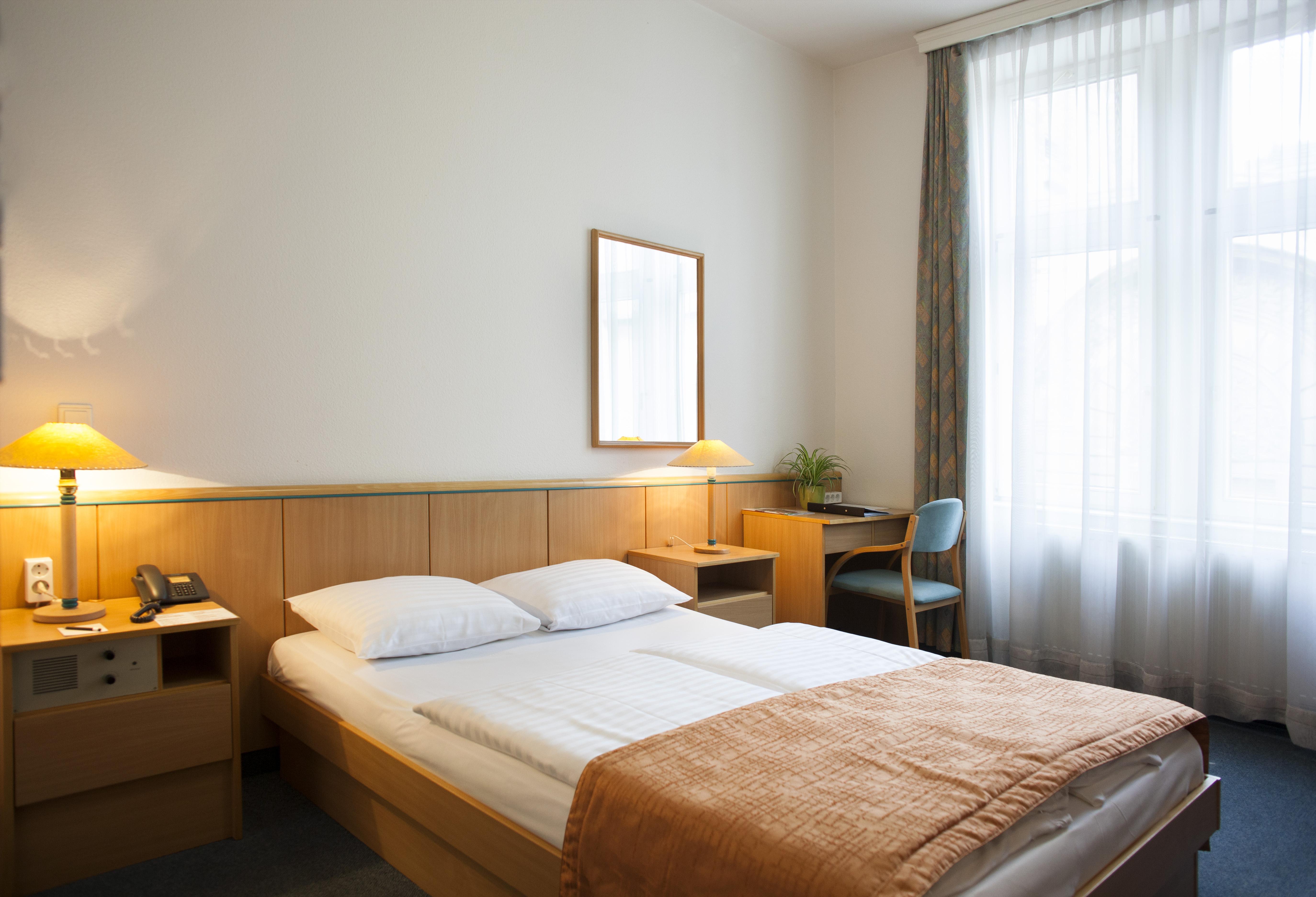 City hotel. City Hotel Matyas 3*. City Hotel Budapest. City Hotel Budapest история. B B Hotel Budapest City.